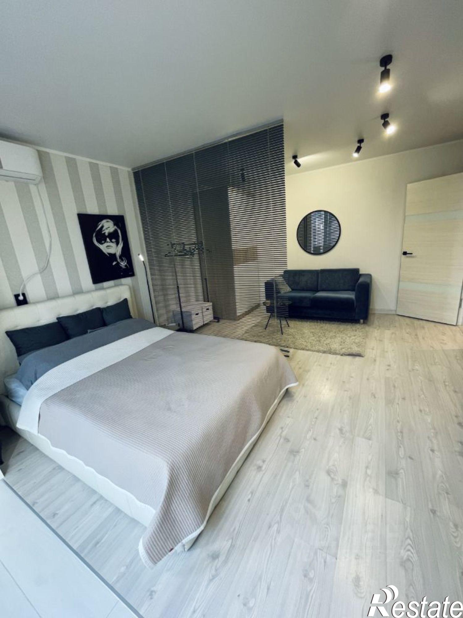 Сдать квартиру за 45 000 рублей на набережная Генерала Карбышева, 20