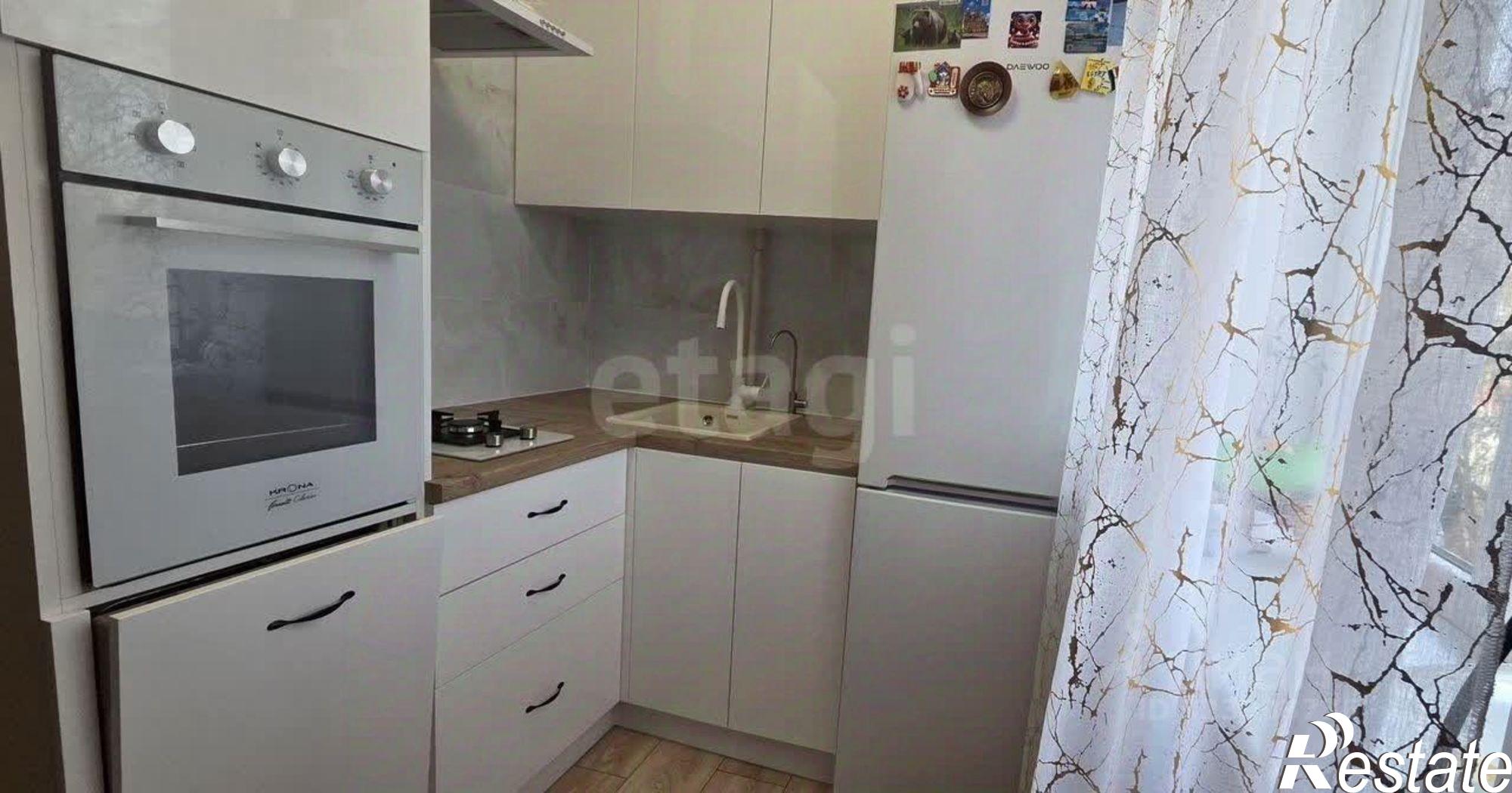 Купить квартиру за 4 800 000 рублей на улица Подполковника Емельянова, 300