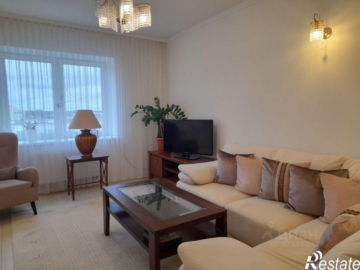 2-комн квартира улица Маршала Жукова, 13,  д. 13