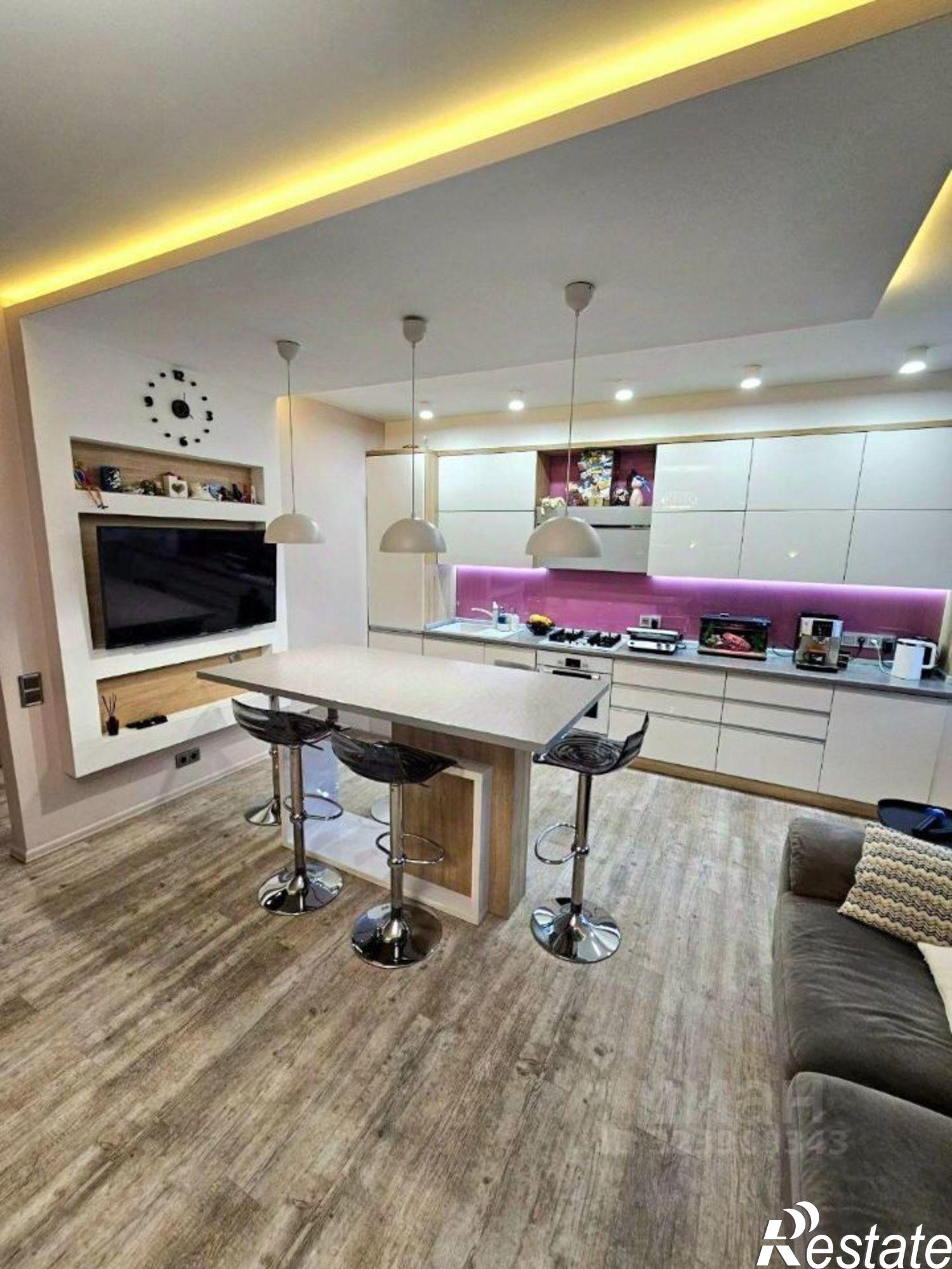 Купить квартиру за 16 800 000 рублей на улица Юрия Гагарина, 16В