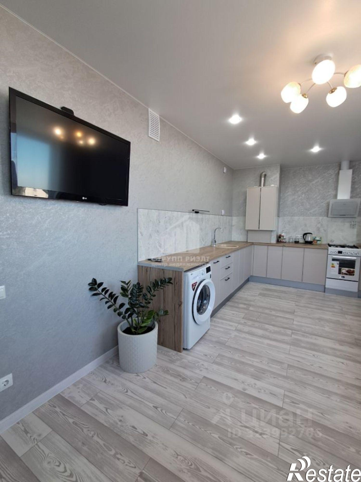 Купить квартиру за 8 000 000 рублей на ул Миргородская, 2