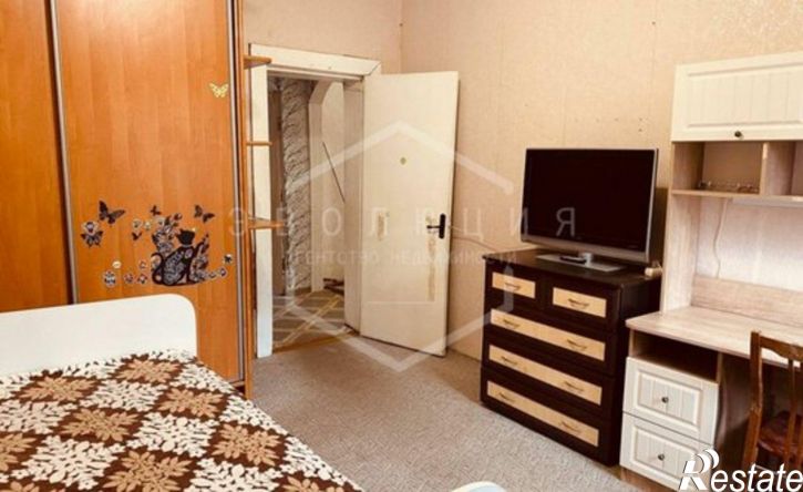 3-комн квартира улица Молодой гвардии, 26-28,  д. 26-28