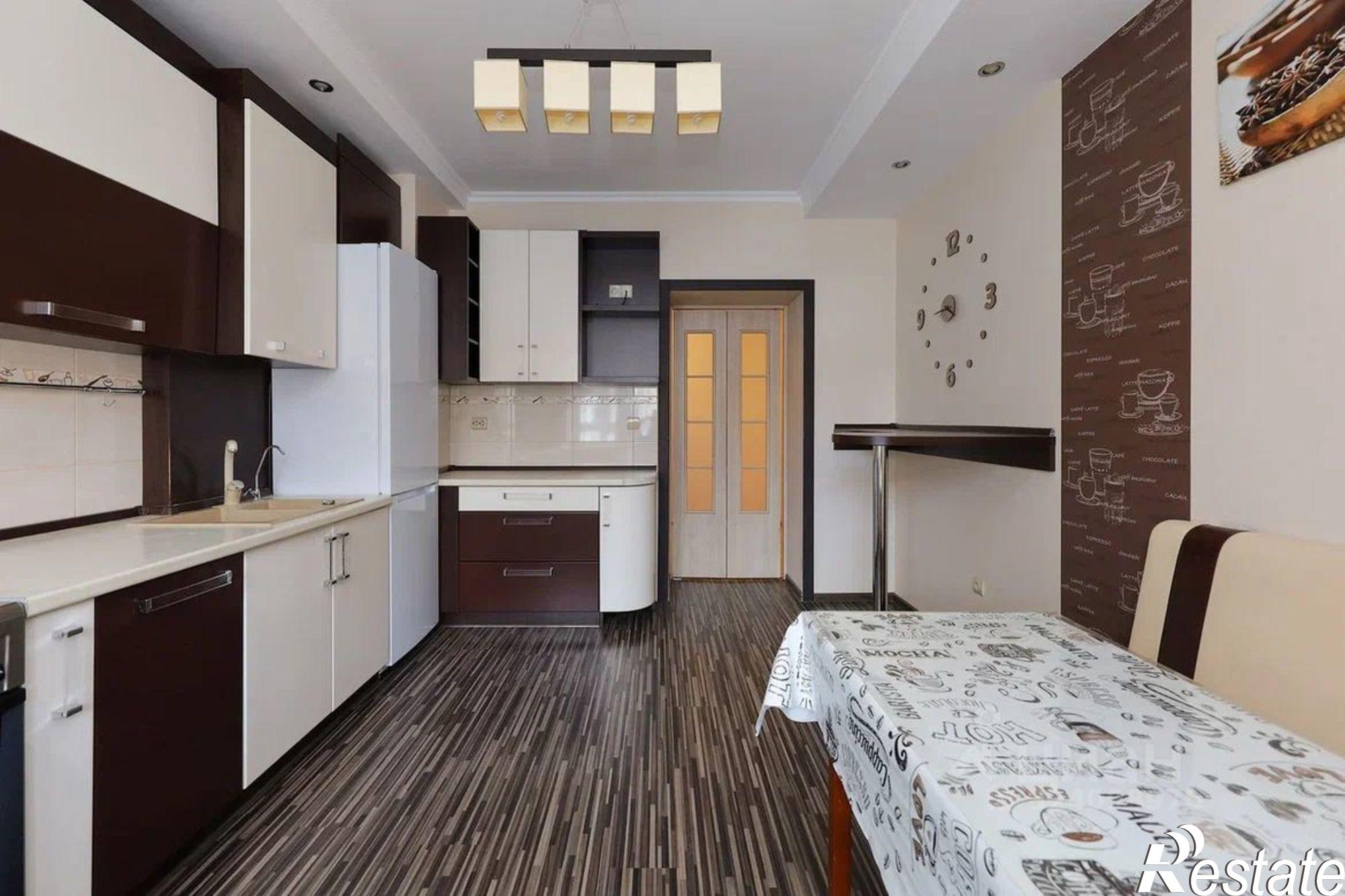 Купить квартиру за 10 700 000 рублей на ул Римская, 33 1