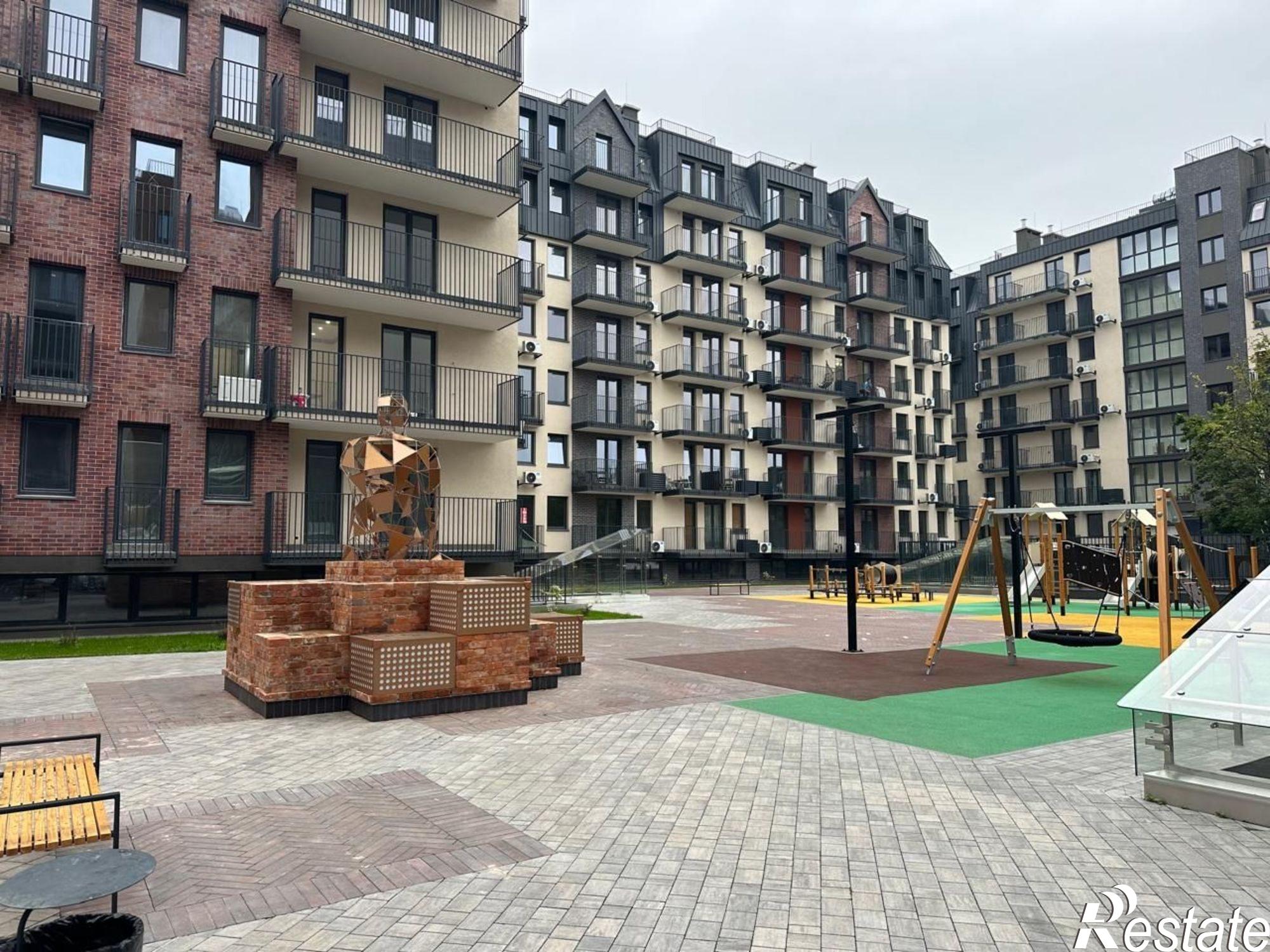 Купить квартиру за 10 500 000 рублей на пр-кт Калинина, 111