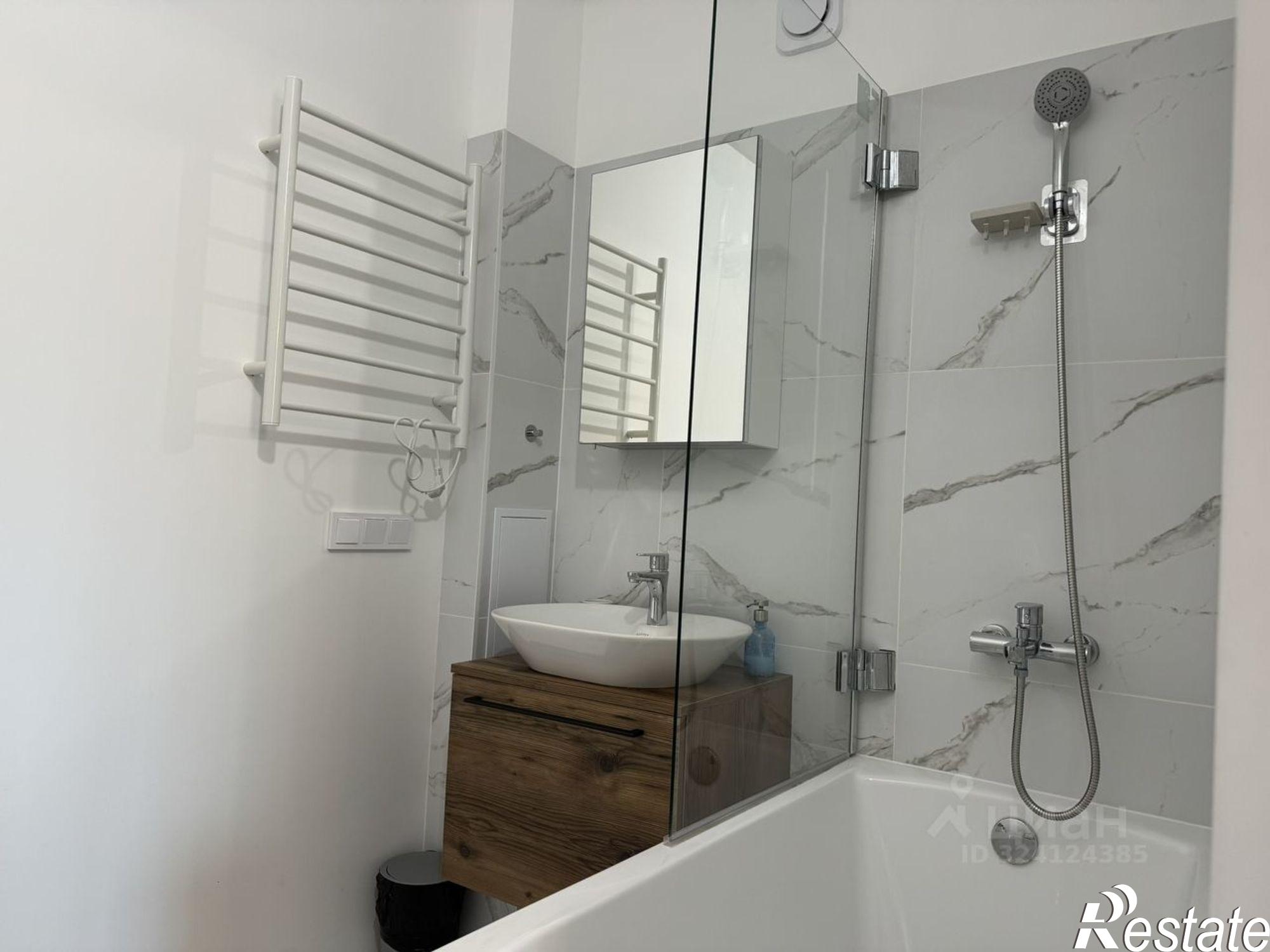 Сдать квартиру за 40 000 рублей на улица Брамса, 21