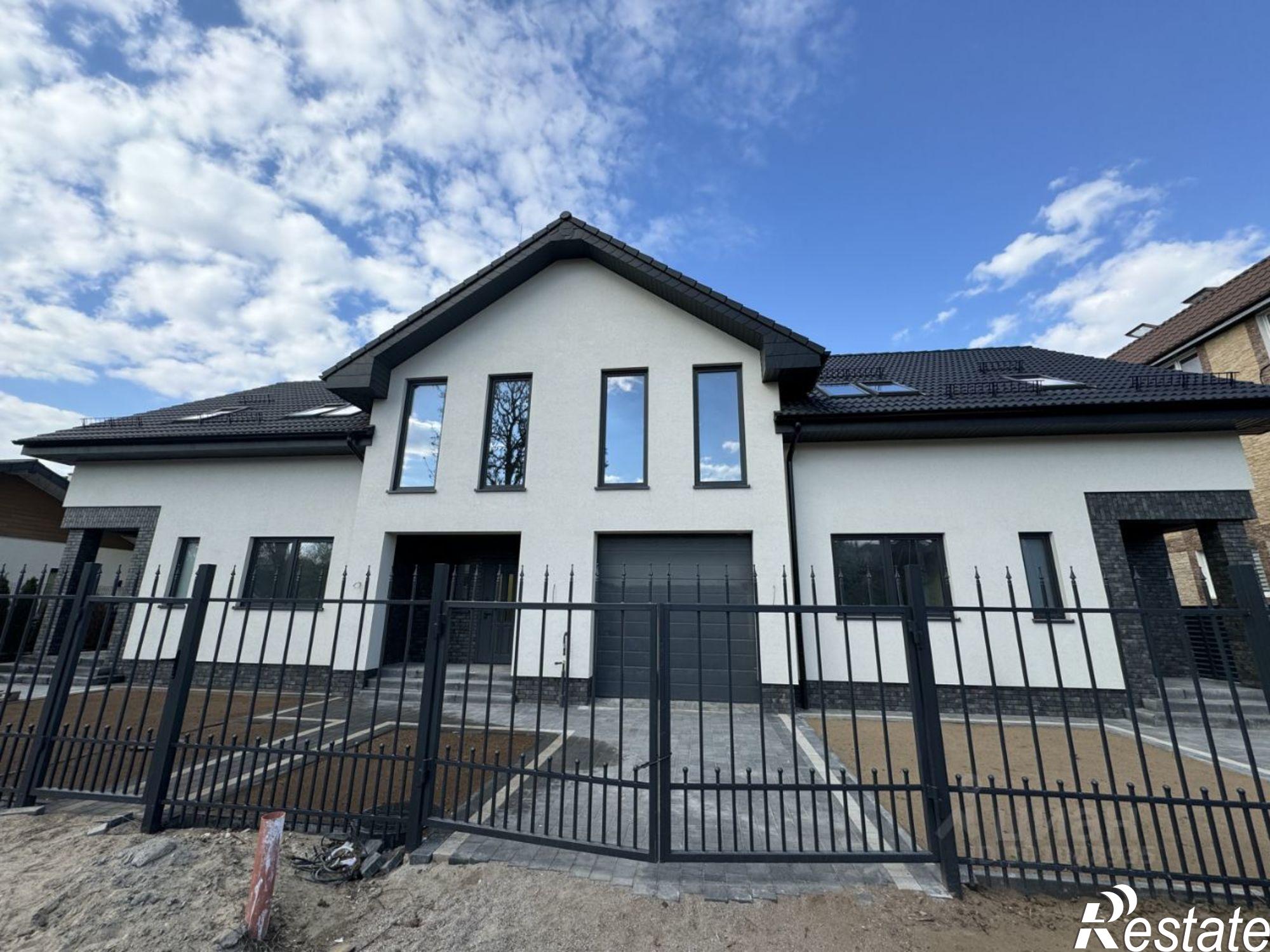 Купить дачу, дом, коттедж за 22 000 000 рублей на Закатная улица, 5