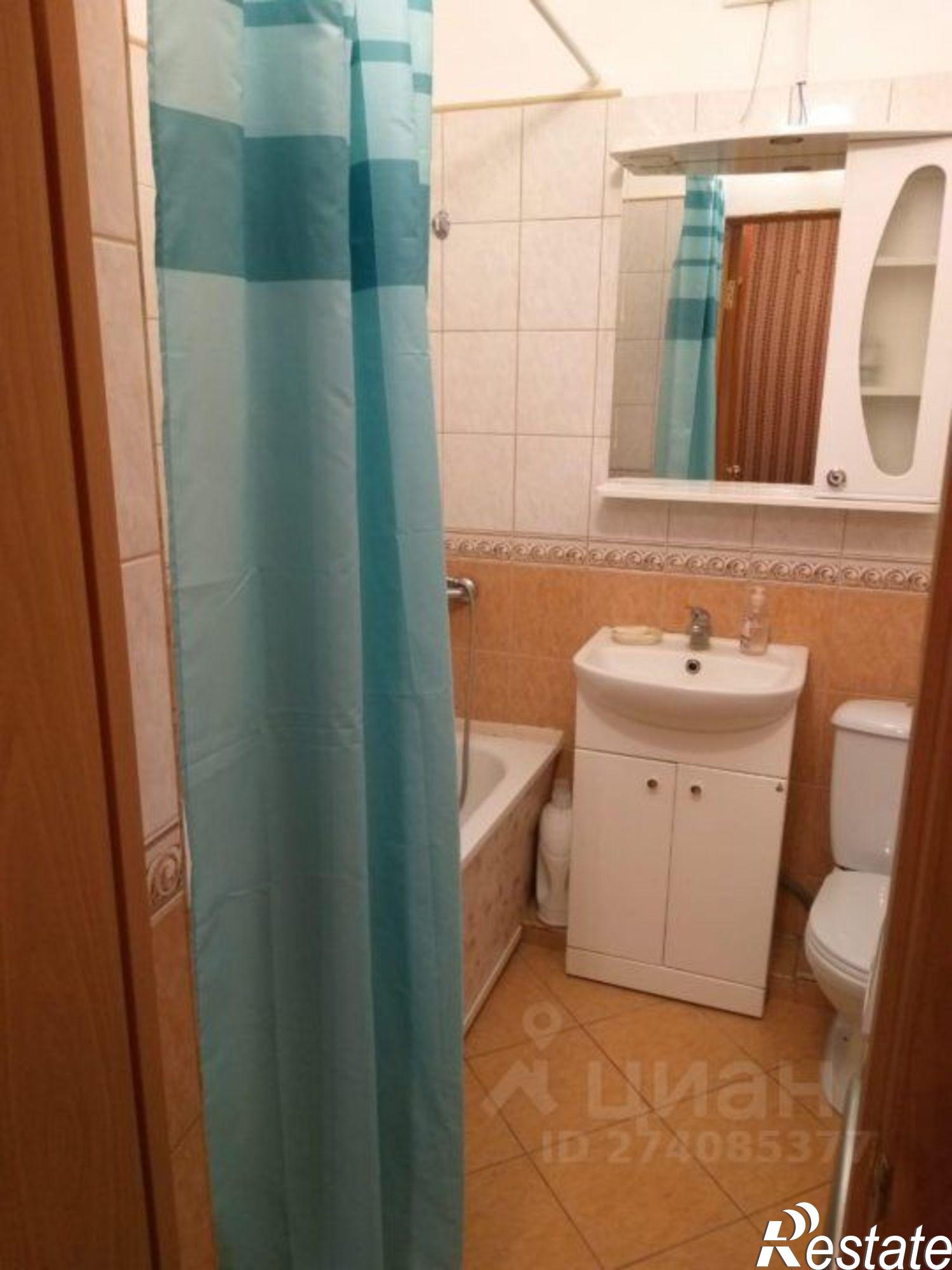 Сдать квартиру за 28 000 рублей на ул Лукашова, 48