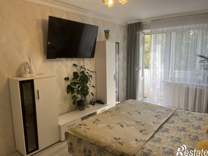 2-комн квартира улица Желябова, 3,  д. 3