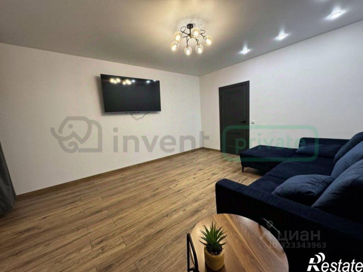 2-комн квартира улица Гайдара, 90,  д. 90