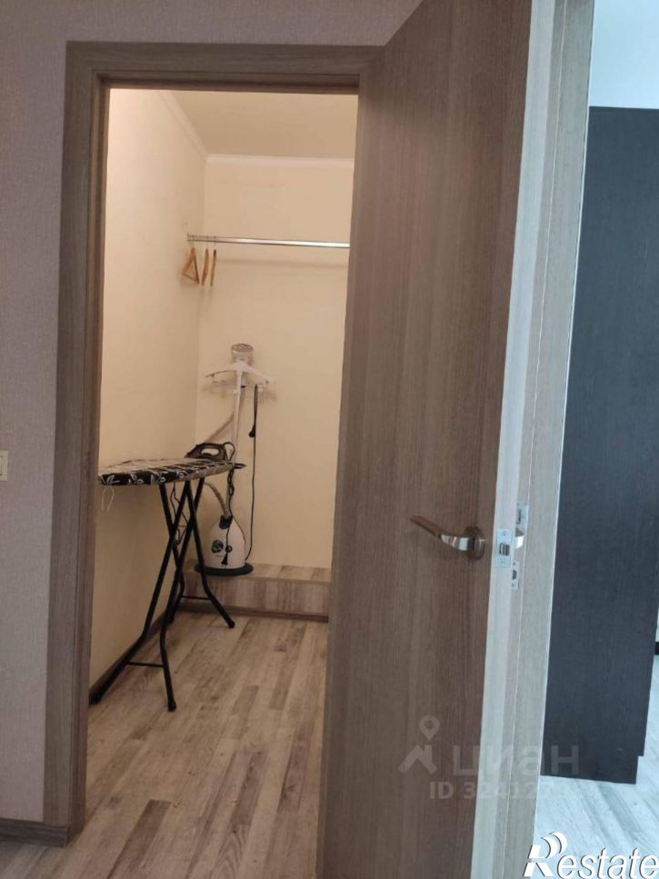 2-комн квартира Флотская улица, 9,  д. 9