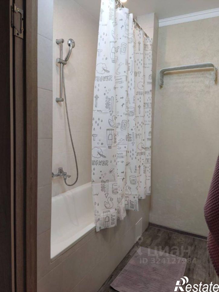 2-комн квартира Флотская улица, 9,  д. 9