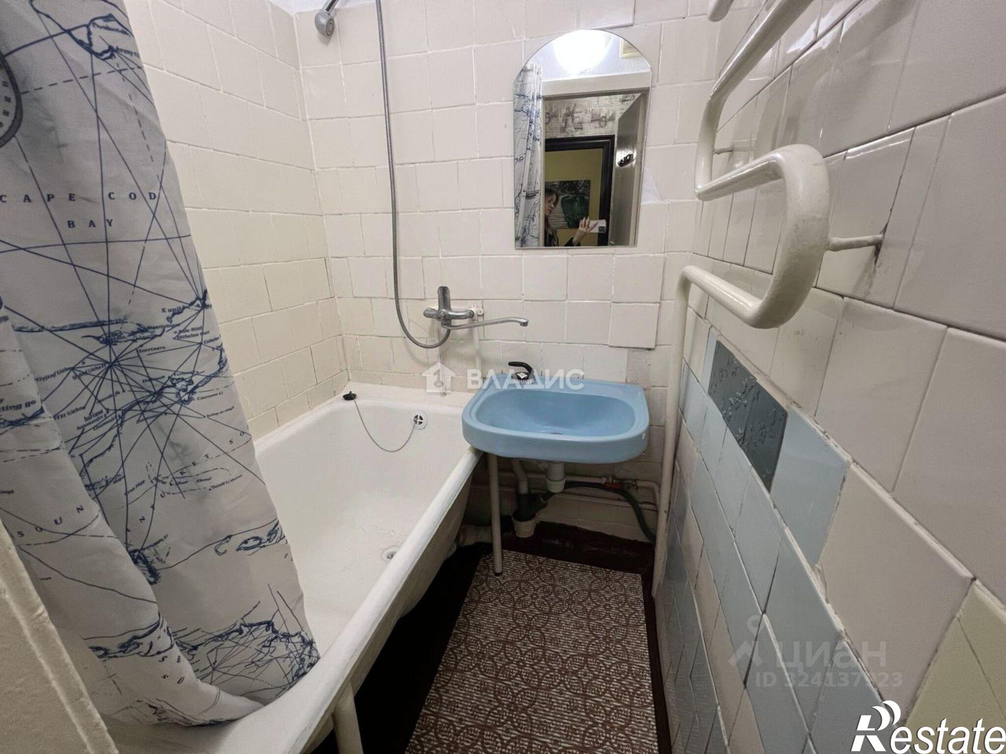 Купить квартиру за 4 500 000 рублей на Нарвская улица, 72