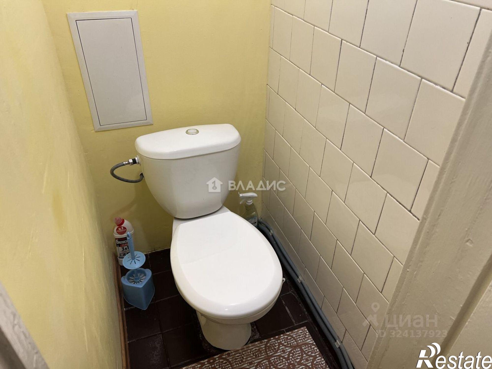 Купить квартиру за 4 500 000 рублей на Нарвская улица, 72