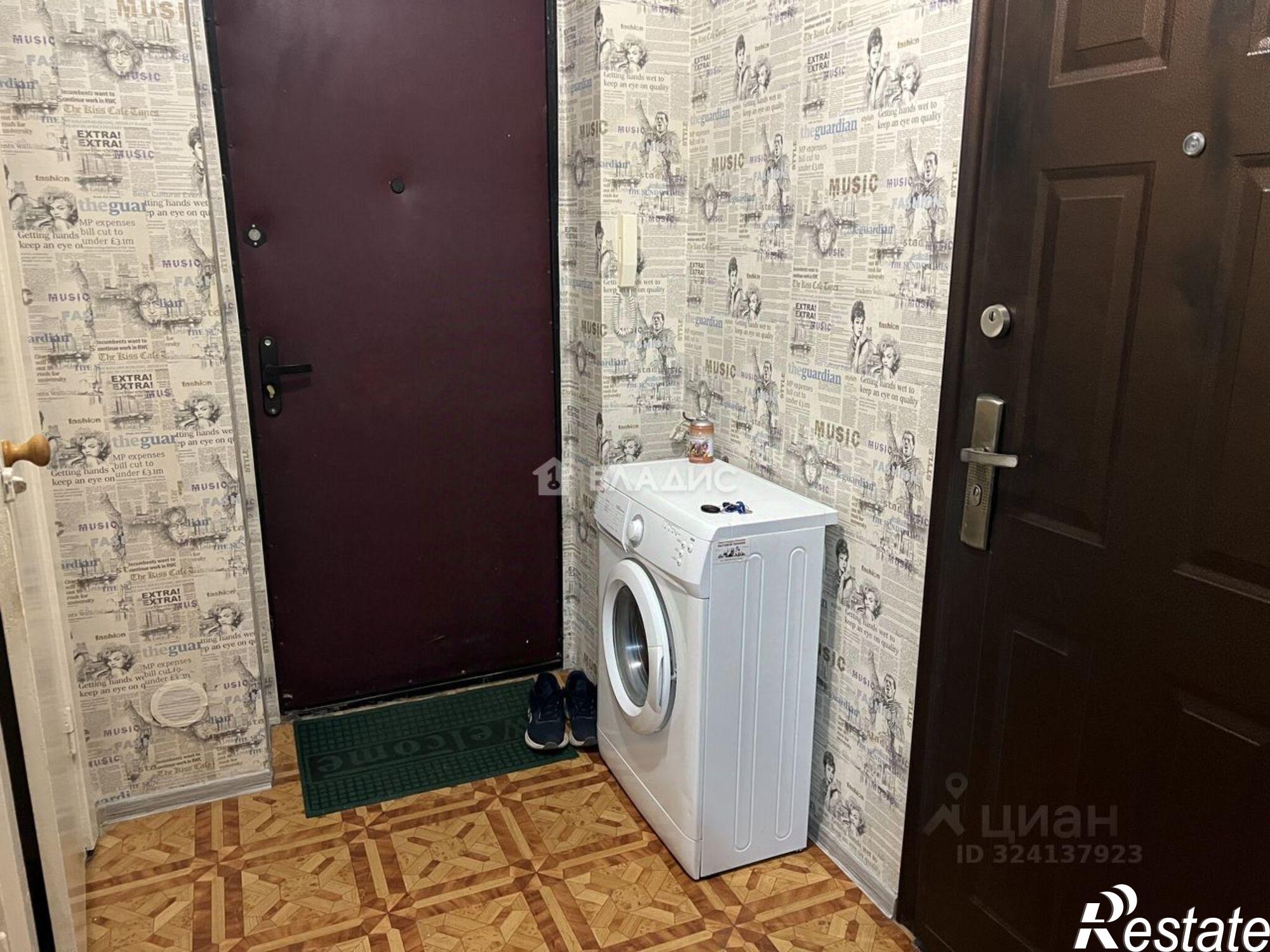 Купить квартиру за 4 500 000 рублей на Нарвская улица, 72