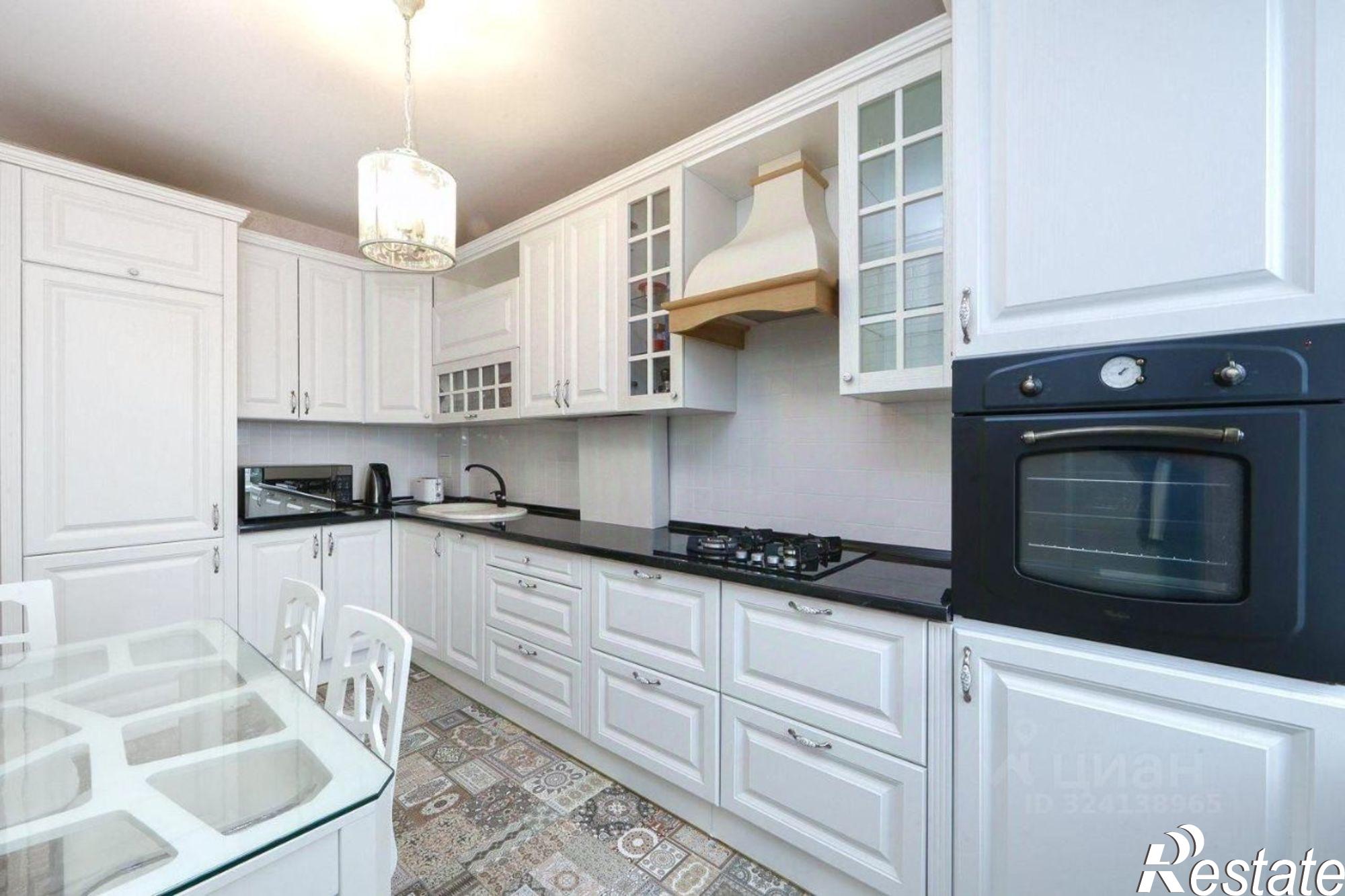 Купить квартиру за 7 700 000 рублей на ул Аэропортная, 1А