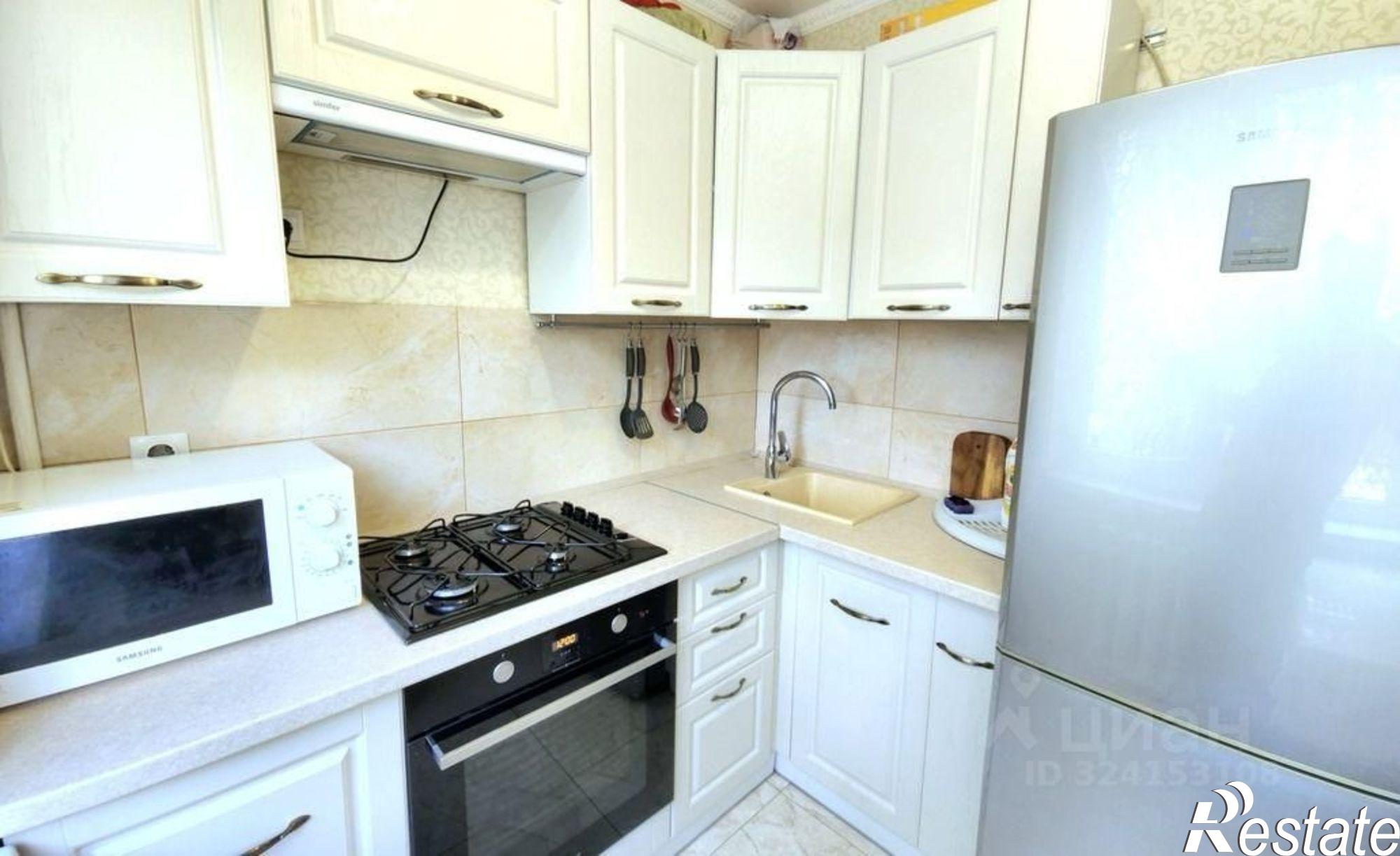 Сдать квартиру за 40 000 рублей на улица Багратиона, 138