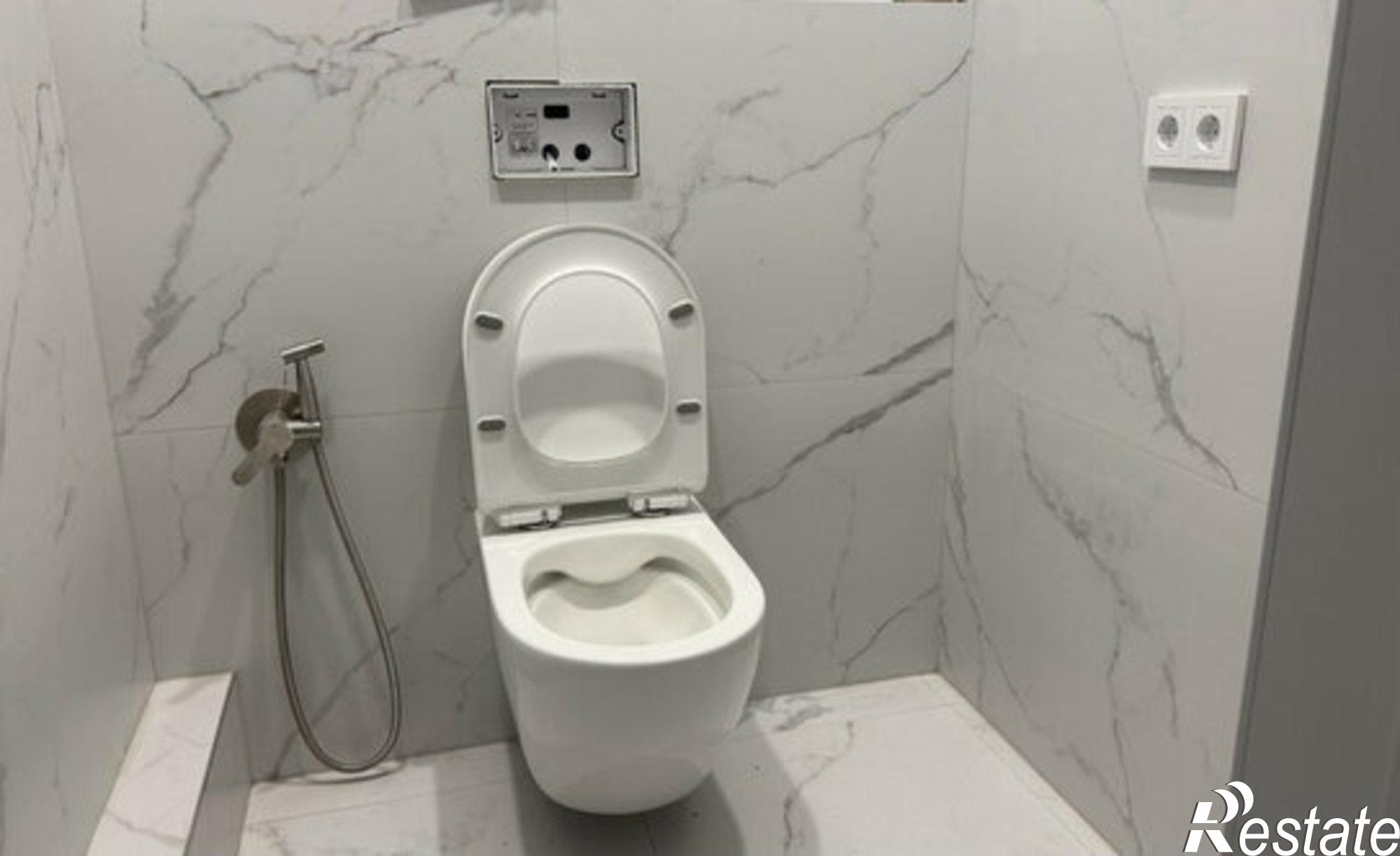 Купить квартиру за 10 000 000 рублей на Артиллерийская улица, 87