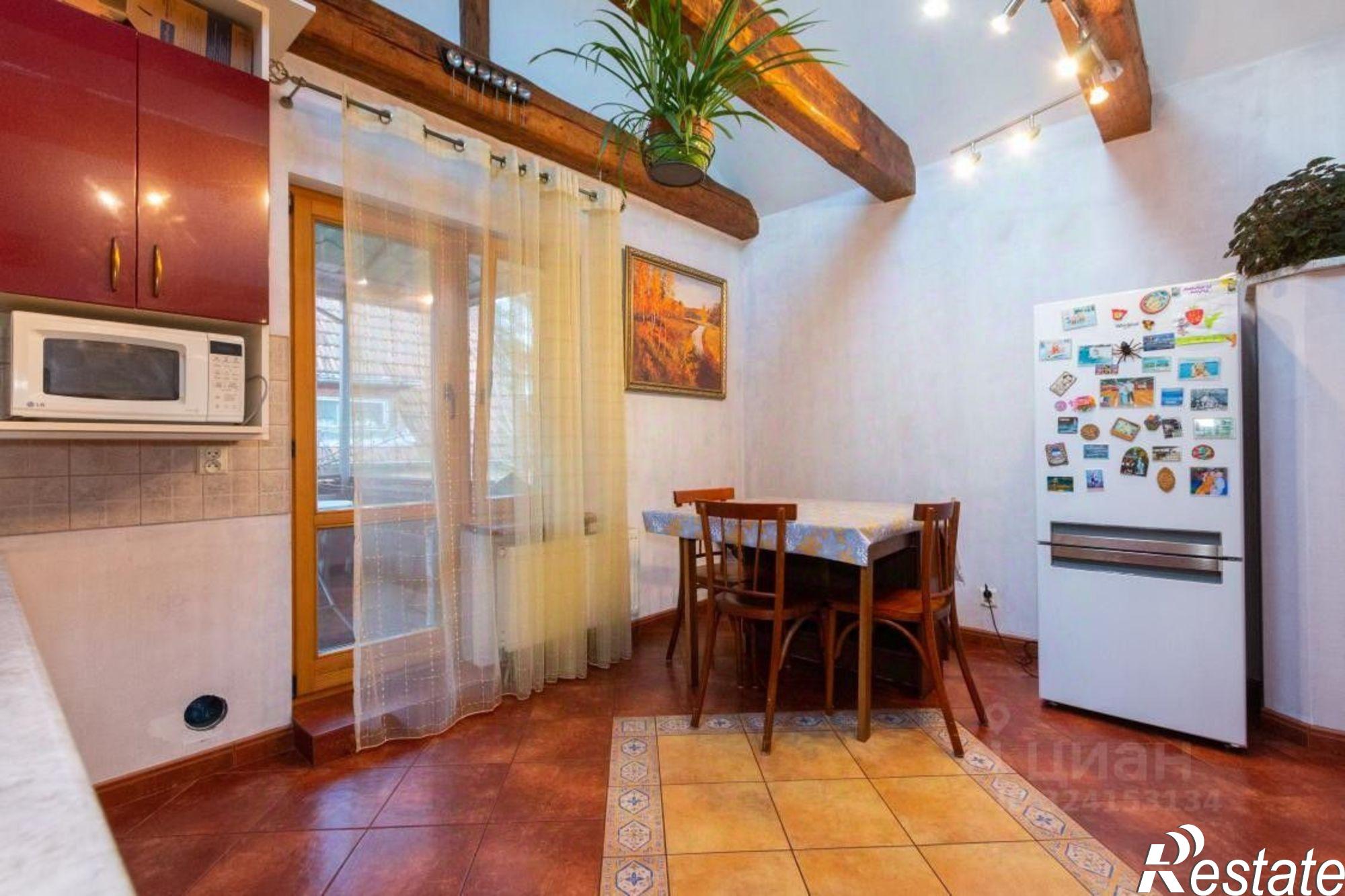 Купить квартиру за 13 500 000 рублей на Коммунальный пер, 3