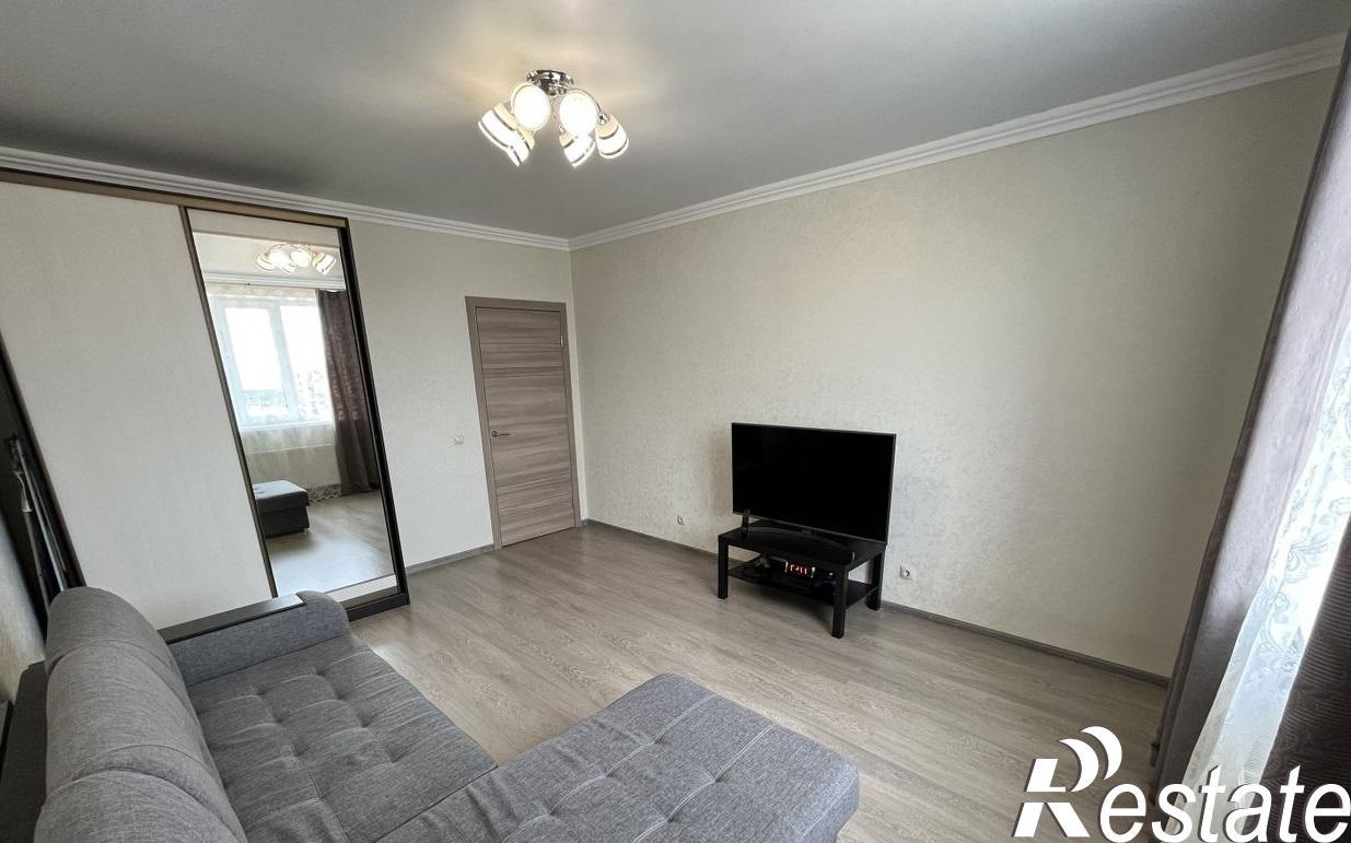 Сдать квартиру за 24 000 рублей на Космонавта Леонова, 47