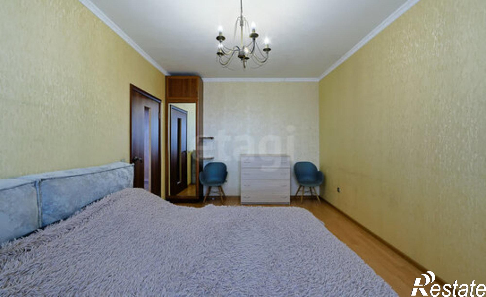 Купить квартиру за 7 100 000 рублей на Эпроновская улица, 33