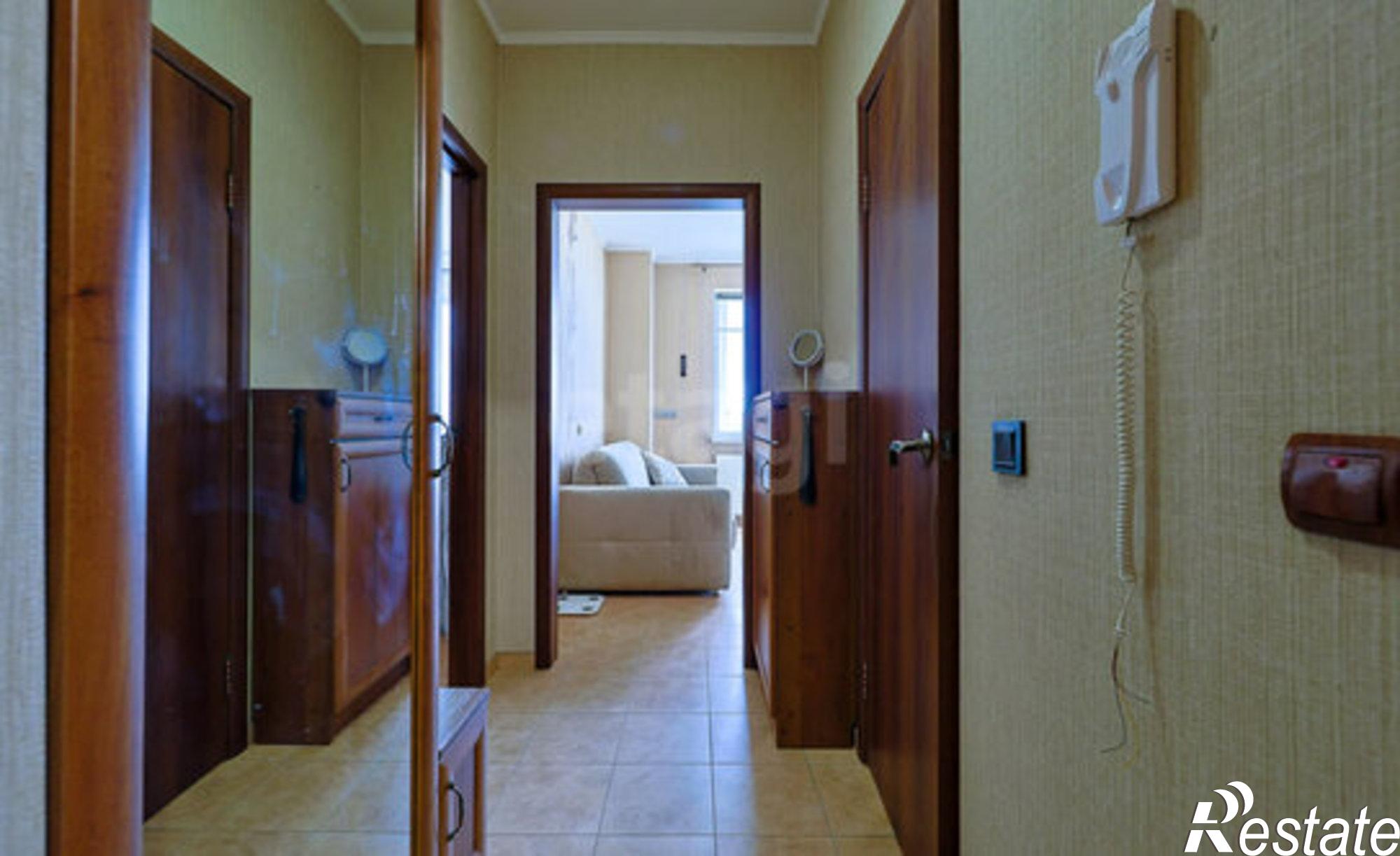 Купить квартиру за 7 100 000 рублей на Эпроновская улица, 33