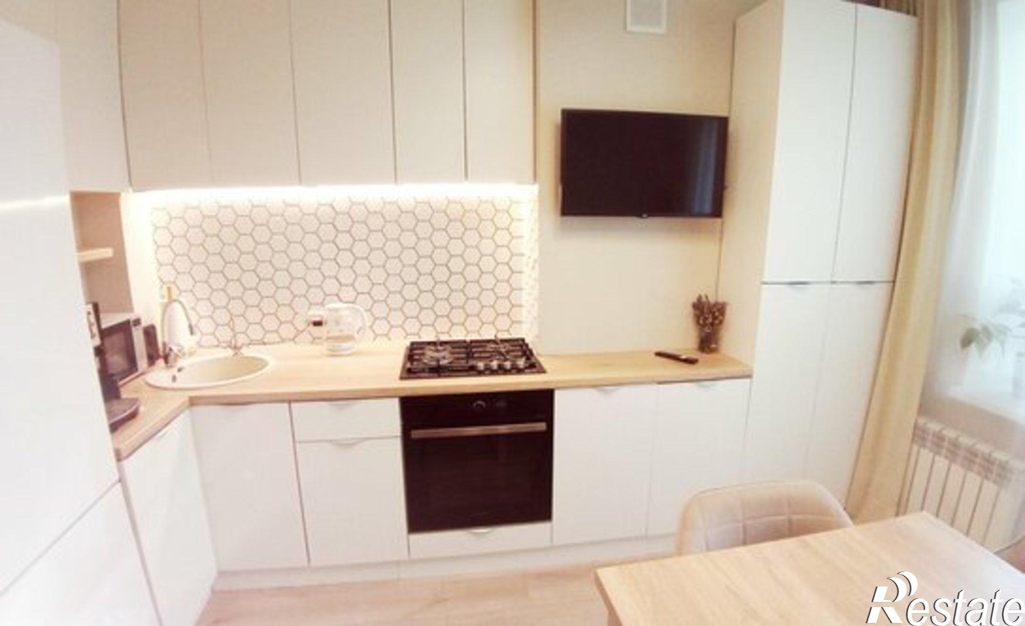 Купить квартиру за 8 850 000 рублей на ул Суздальская, 20 2