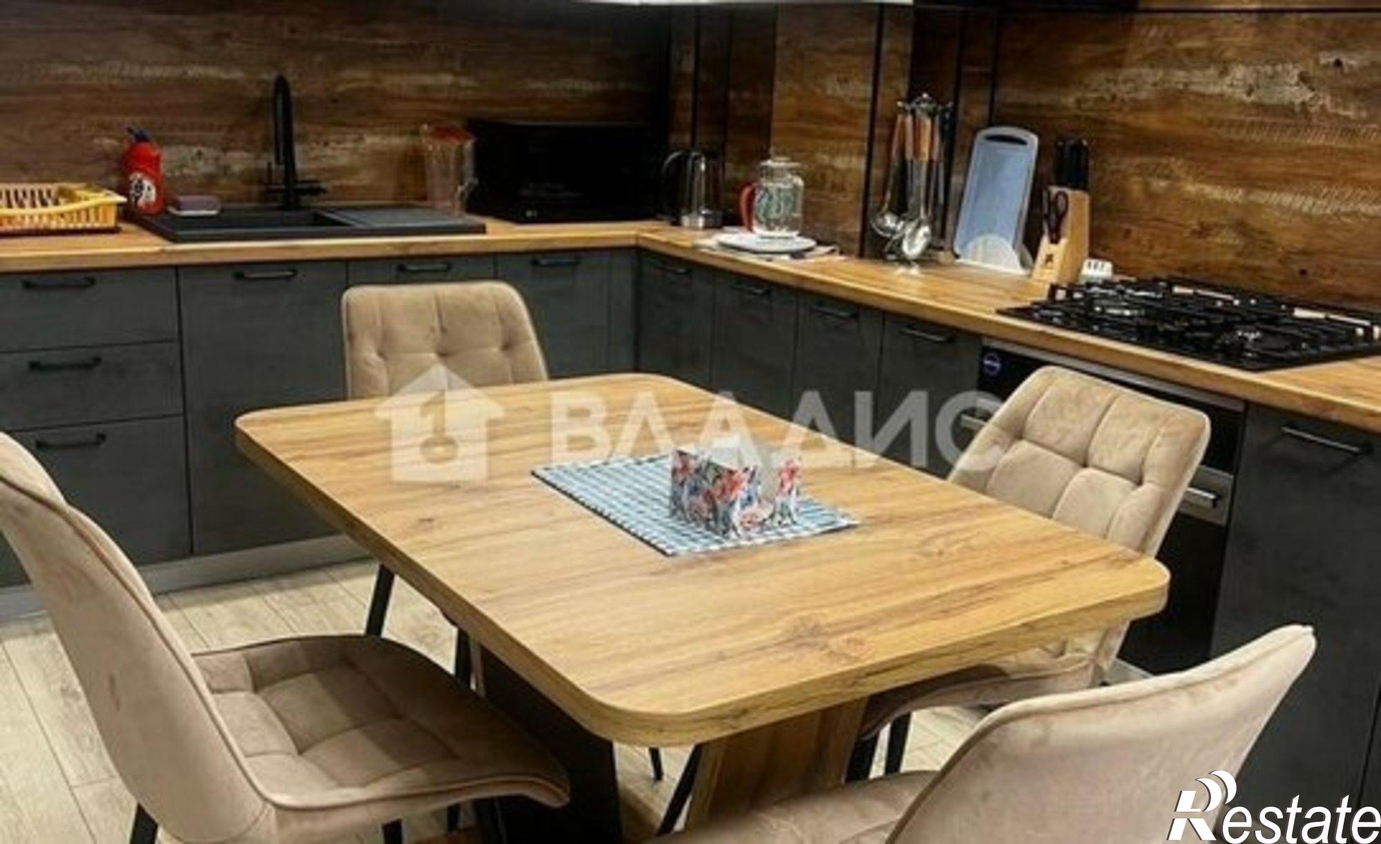 Купить квартиру за 6 900 000 рублей на Интернациональная улица, 14