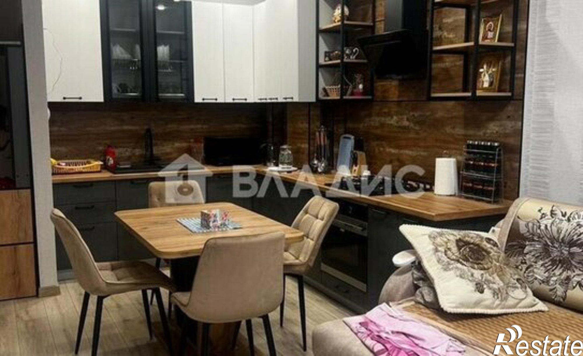 Купить квартиру за 6 900 000 рублей на Интернациональная улица, 14