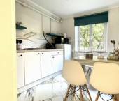 2-комн, 46кв м, этаж 1/5 ул Генерала Соммера, 58