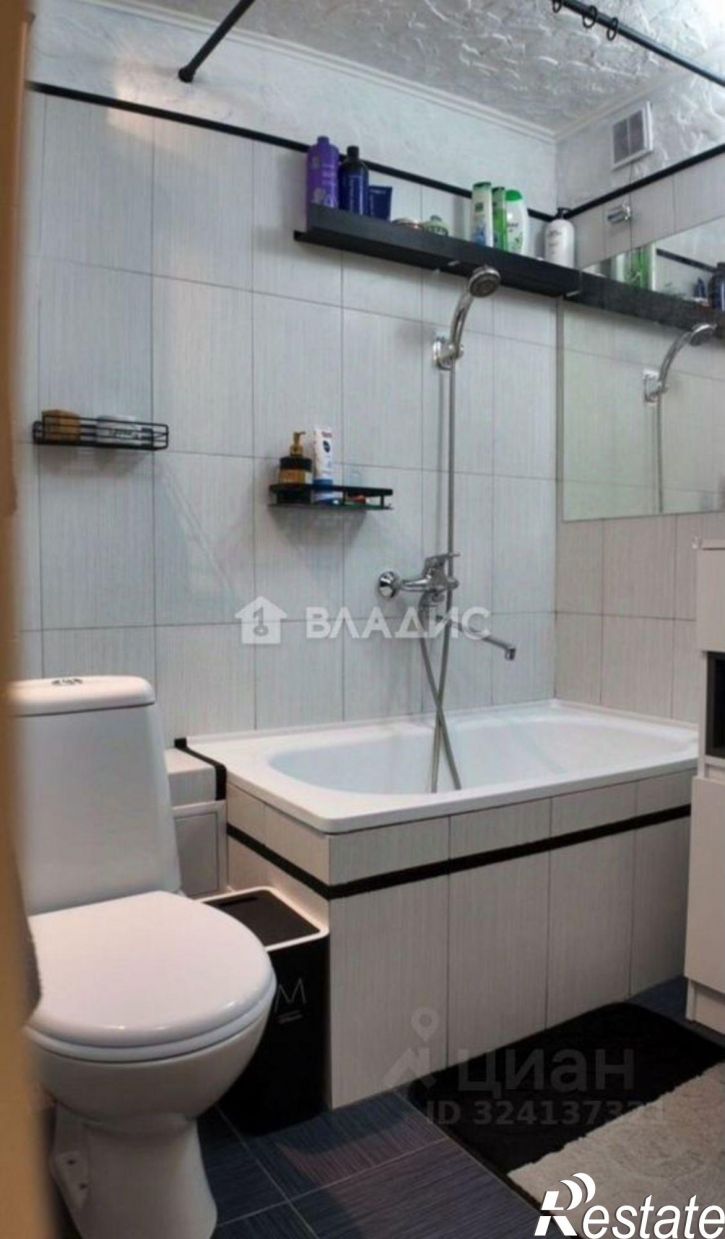 1-комн квартира улица Лейтенанта Яналова, 5,  д. 5