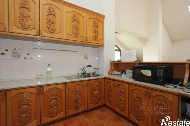 3-комн квартира улица Сержанта Колоскова, 2А,  д. 2А