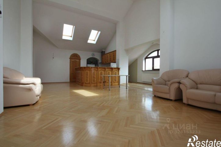 3-комн квартира улица Сержанта Колоскова, 2А,  д. 2А