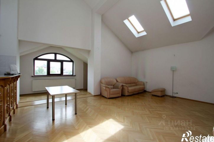 3-комн квартира улица Сержанта Колоскова, 2А,  д. 2А