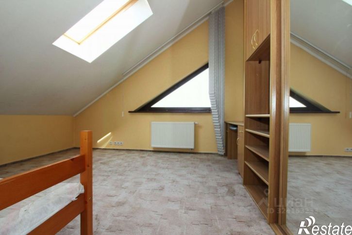 3-комн квартира улица Сержанта Колоскова, 2А,  д. 2А