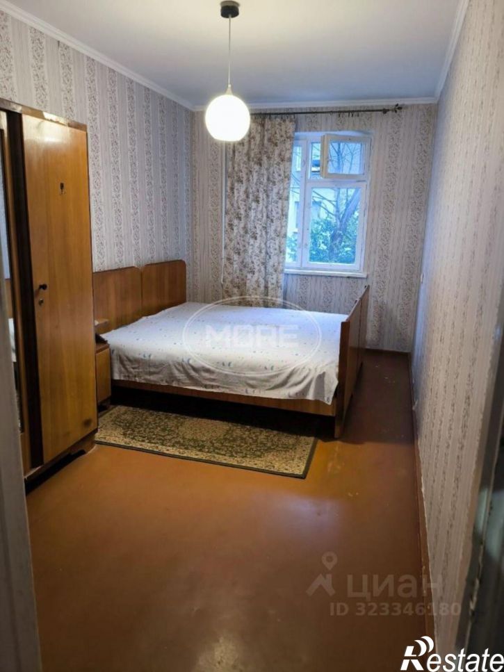 3-комн квартира улица Чекистов, 94,  д. 94