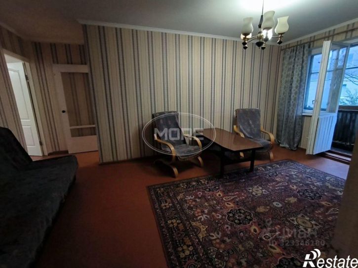 3-комн квартира улица Чекистов, 94,  д. 94