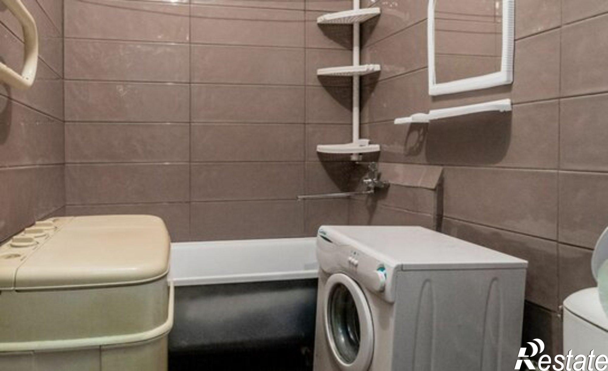 Купить квартиру за 3 650 000 рублей на Лужская улица, 52