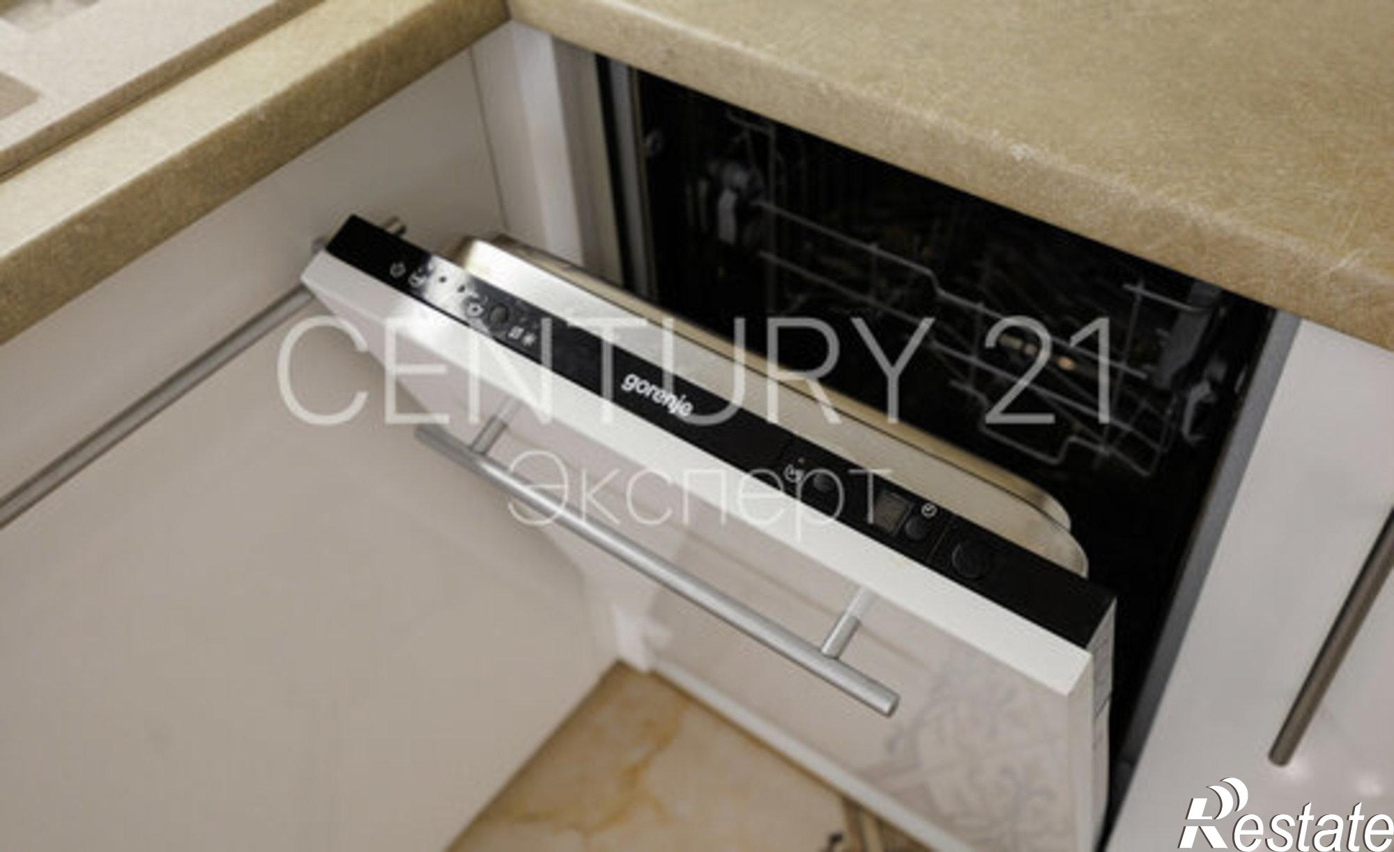 Купить квартиру за 10 900 000 рублей на Осенняя улица, 4