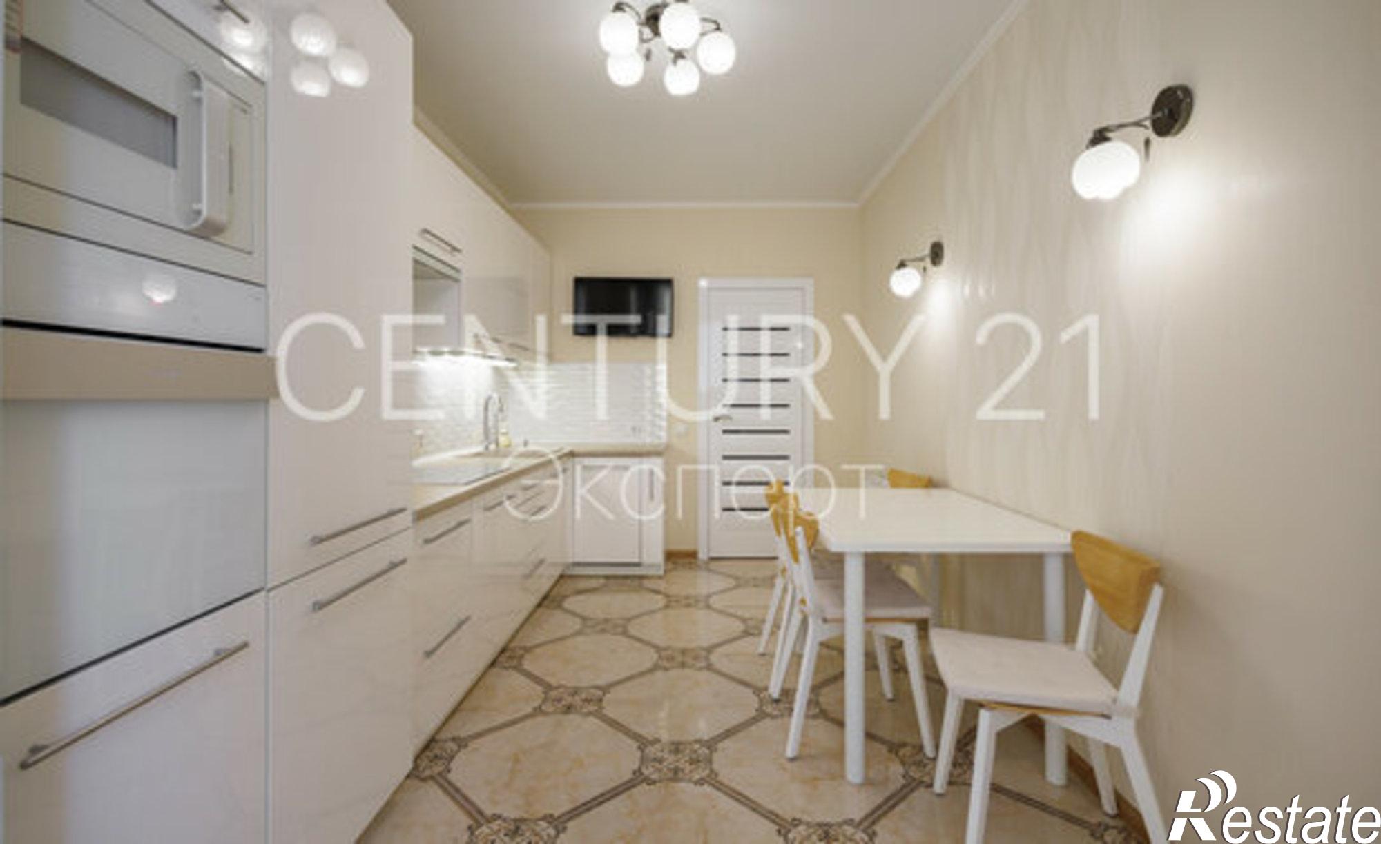 Купить квартиру за 10 900 000 рублей на Осенняя улица, 4