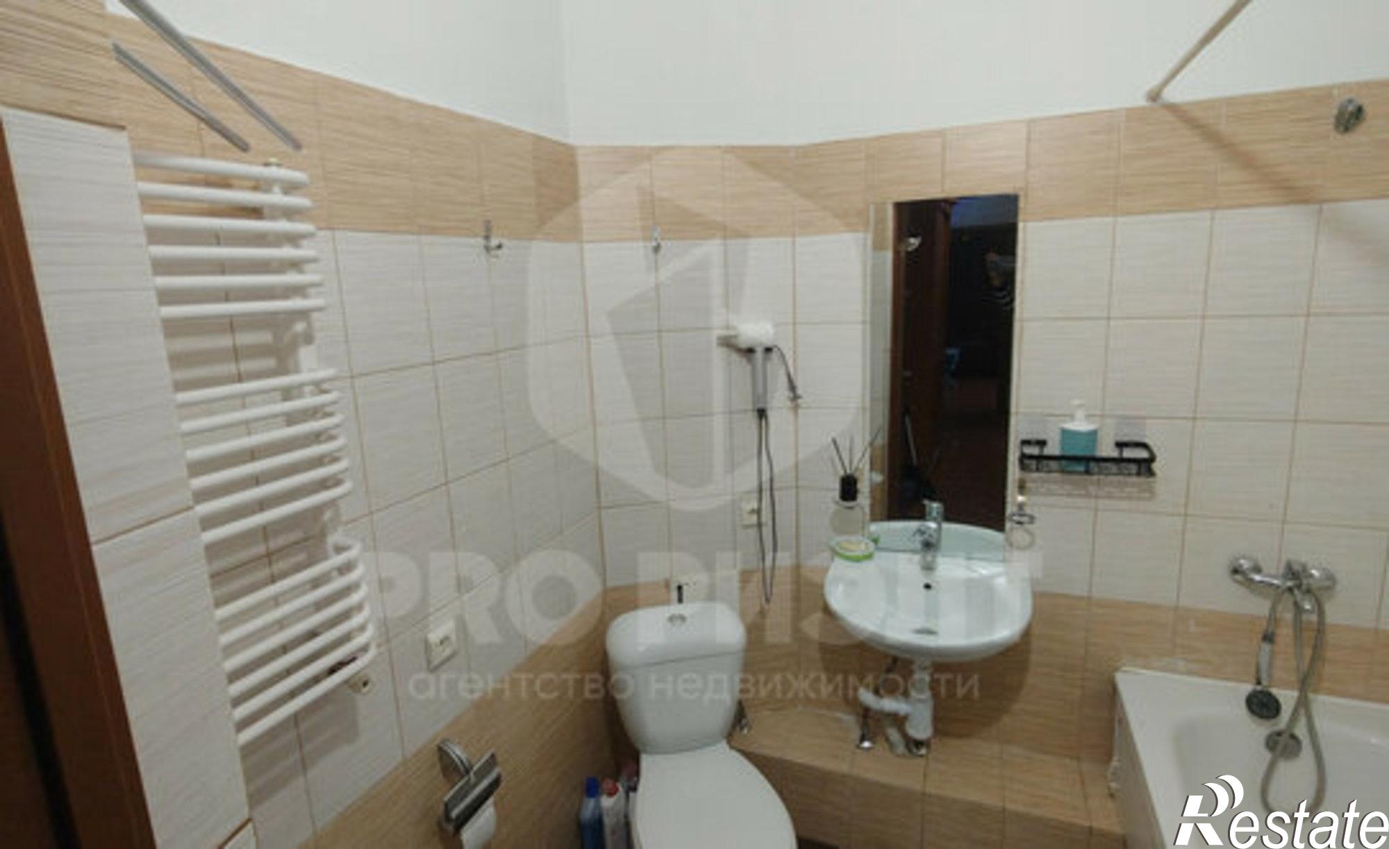 Купить квартиру за 8 490 000 рублей на ул Аксакова, 104А