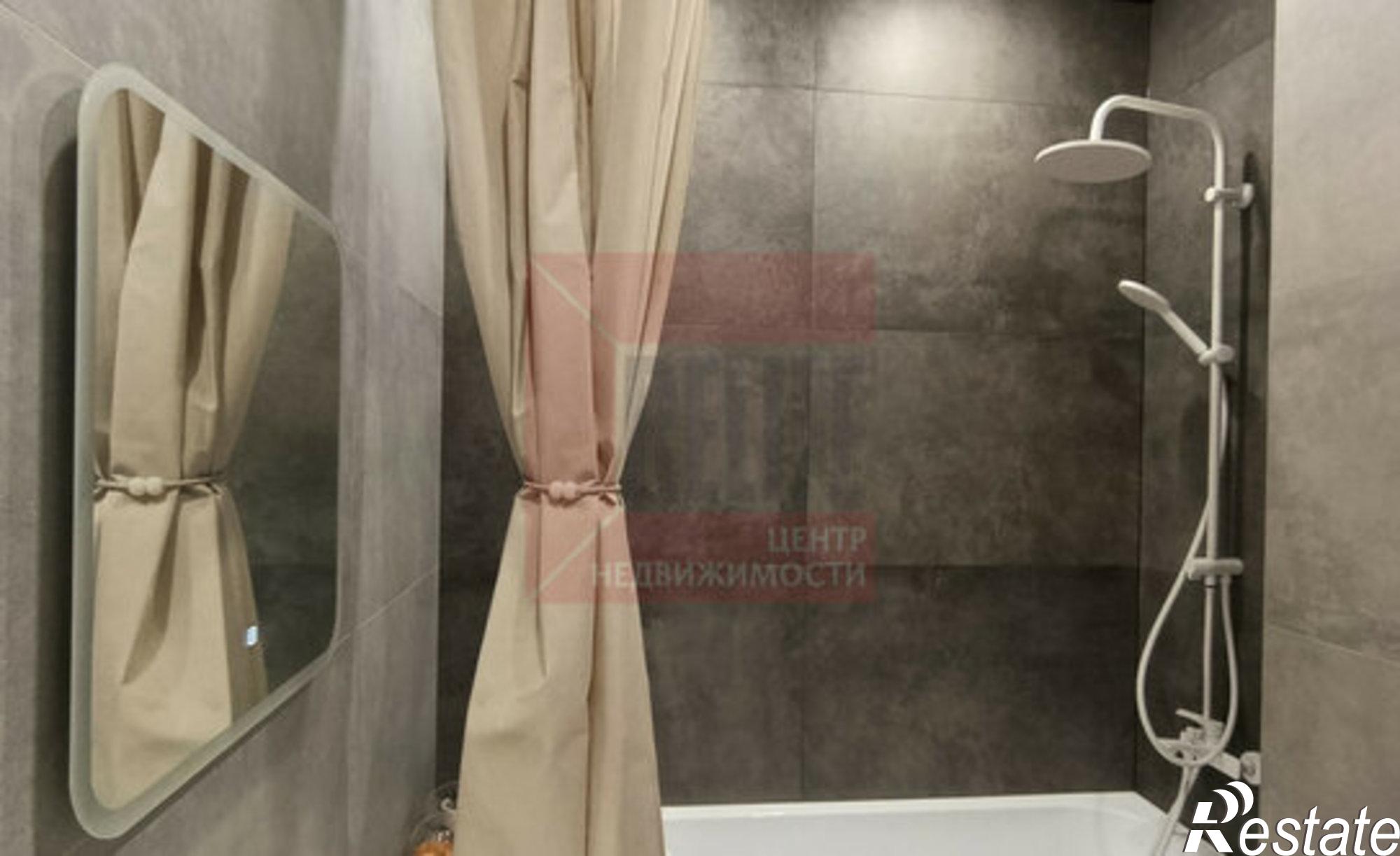 Купить квартиру за 9 900 000 рублей на ул Космонавта Леонова, 49А