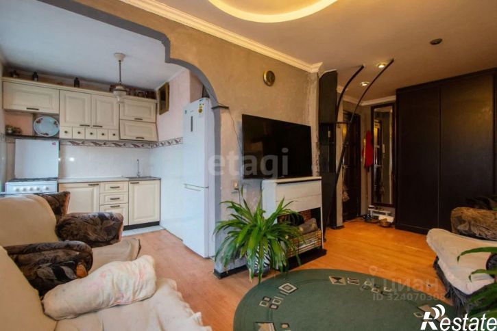 3-комн квартира ул Дзержинского, 104,  д. 104