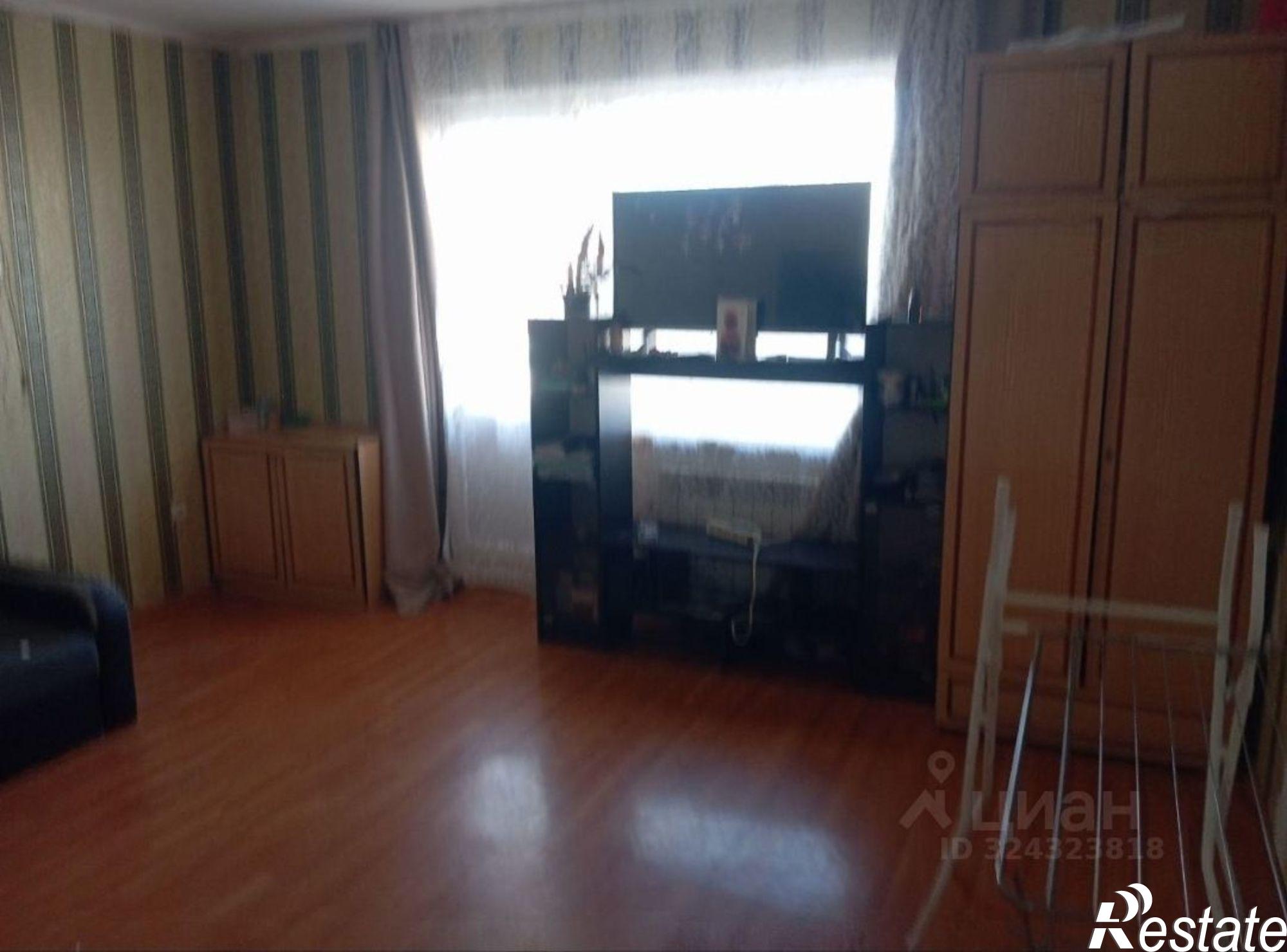 Сдать квартиру за 10 000 рублей на ул Левитана, 58 1