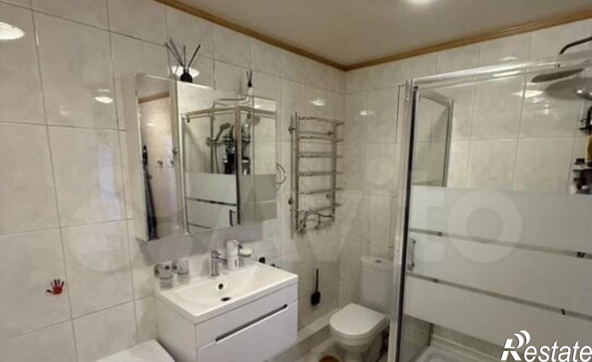 Купить квартиру за 15 000 000 рублей на Пионерская улица, 11