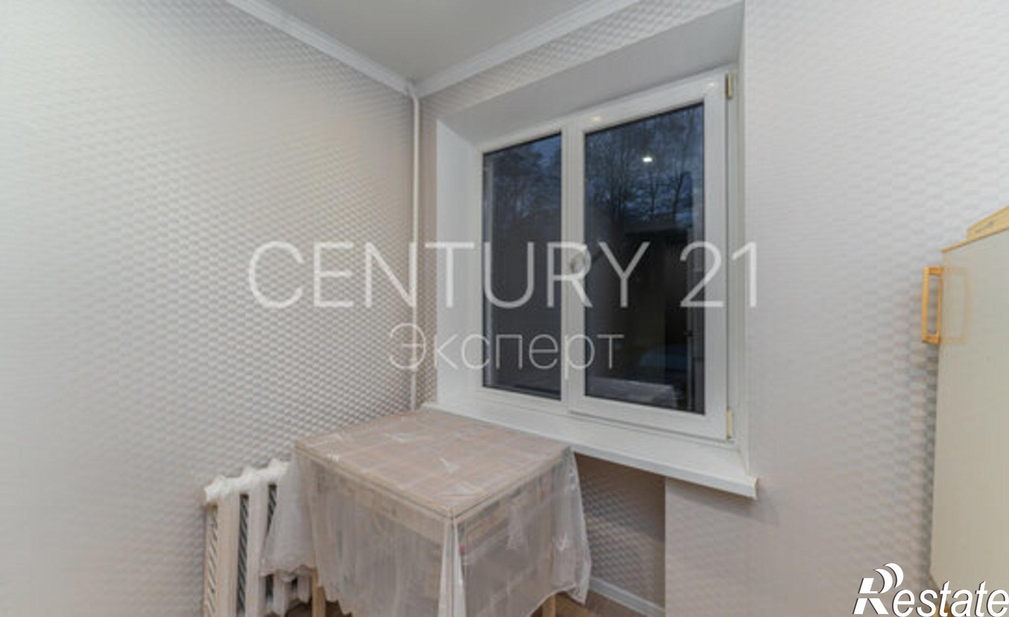 Купить квартиру за 4 200 000 рублей на Лужская улица, 40А