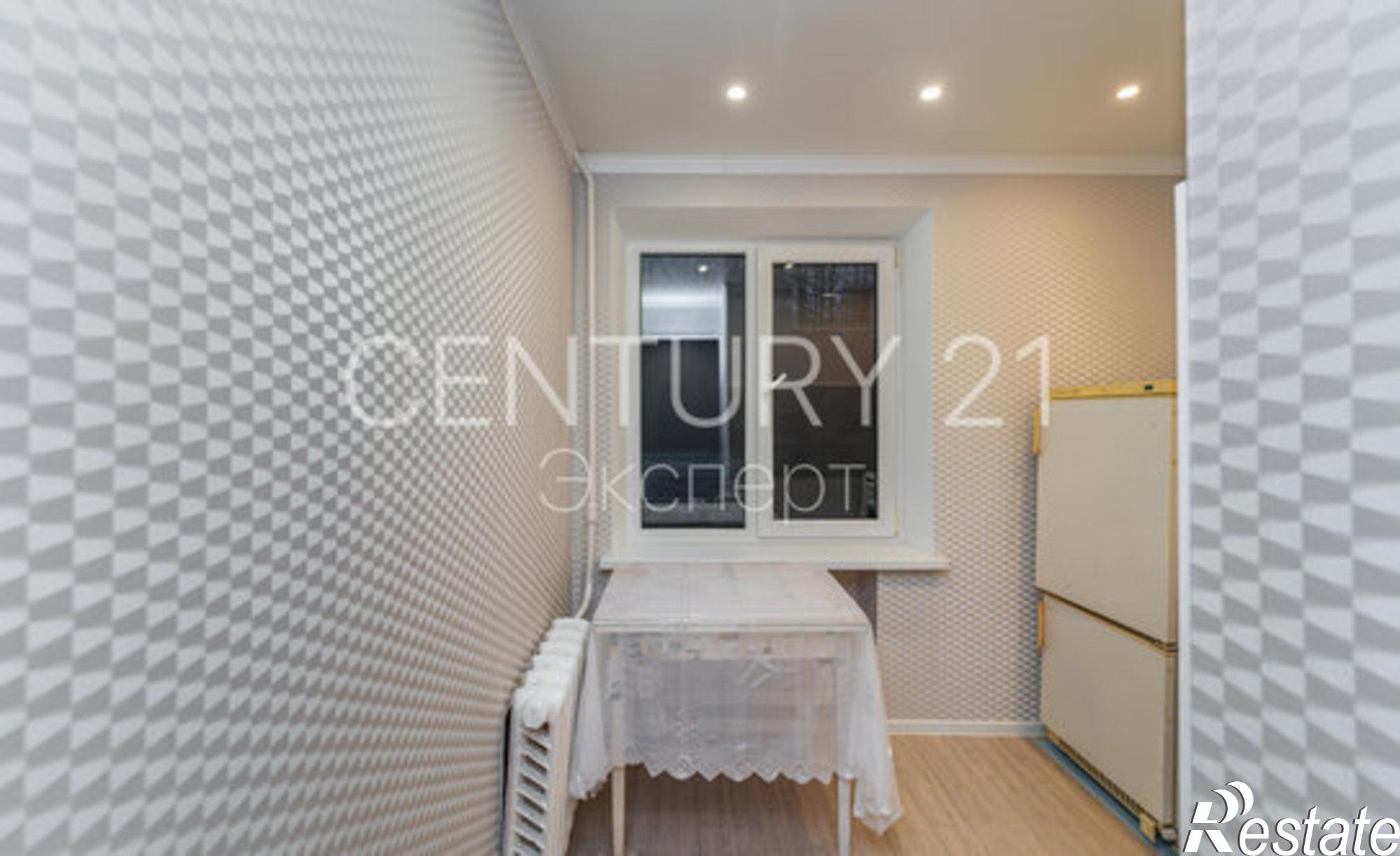 Купить квартиру за 4 200 000 рублей на Лужская улица, 40А