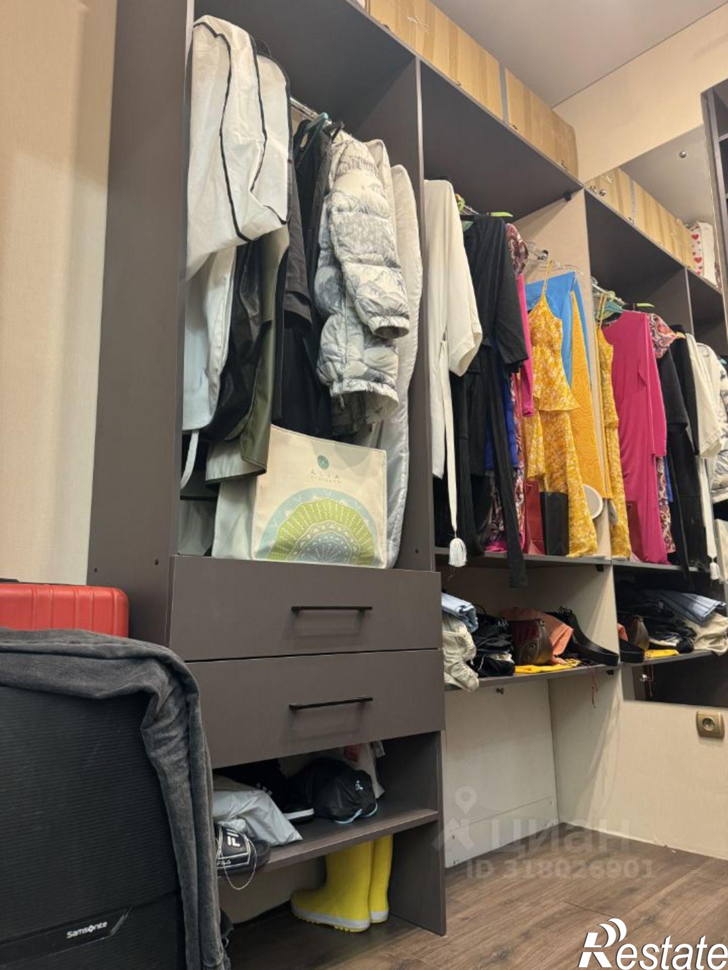 Сдать квартиру за 90 000 рублей на ул Каштановая аллея, 143И