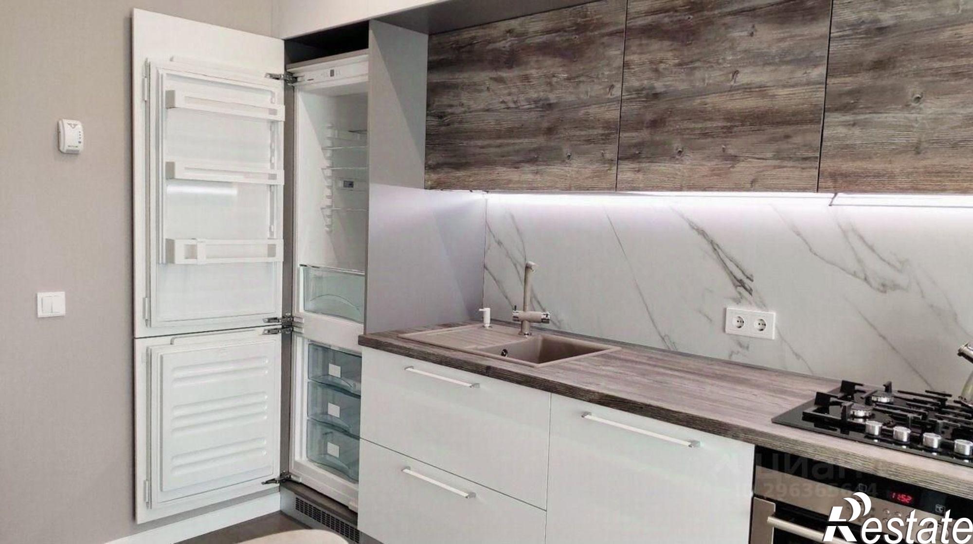 Сдать квартиру за 85 000 рублей на Уральская улица, 20