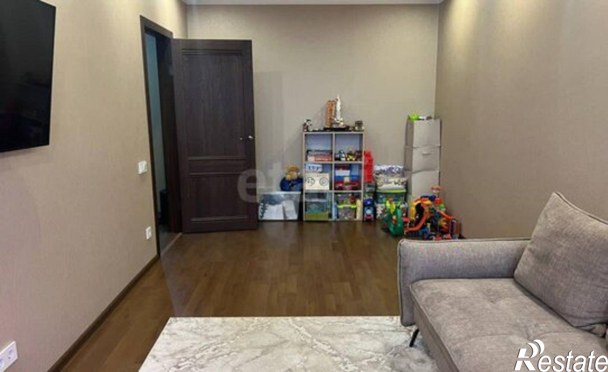 Купить квартиру за 11 250 000 рублей на ул Баженова, 13В