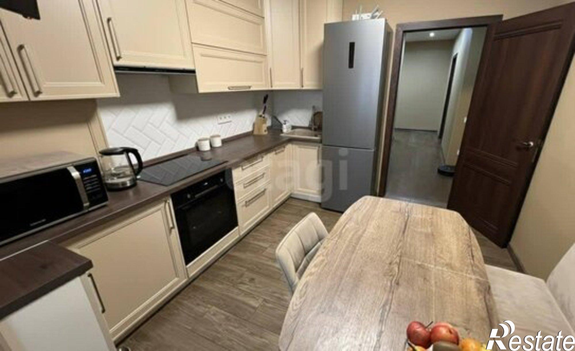 Купить квартиру за 11 250 000 рублей на ул Баженова, 13В